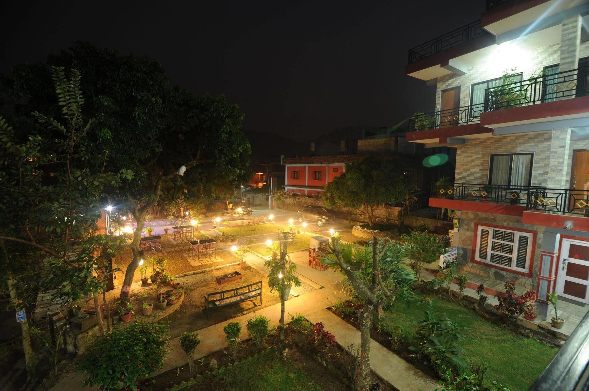 Hotel Glory Garden بوكْرا المظهر الخارجي الصورة